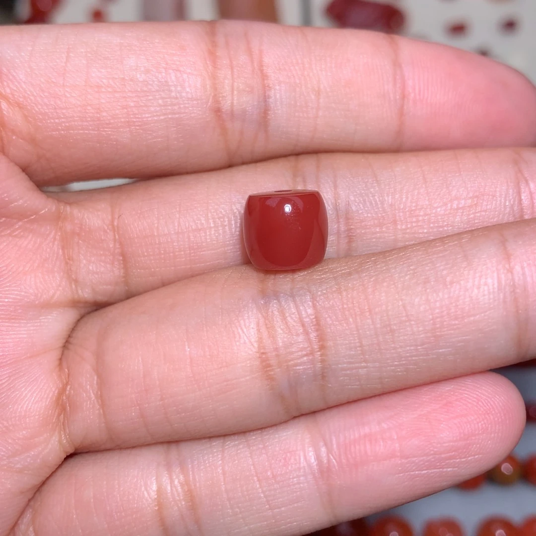 南红玛瑙牛血直切9×8未镶嵌微微纹
