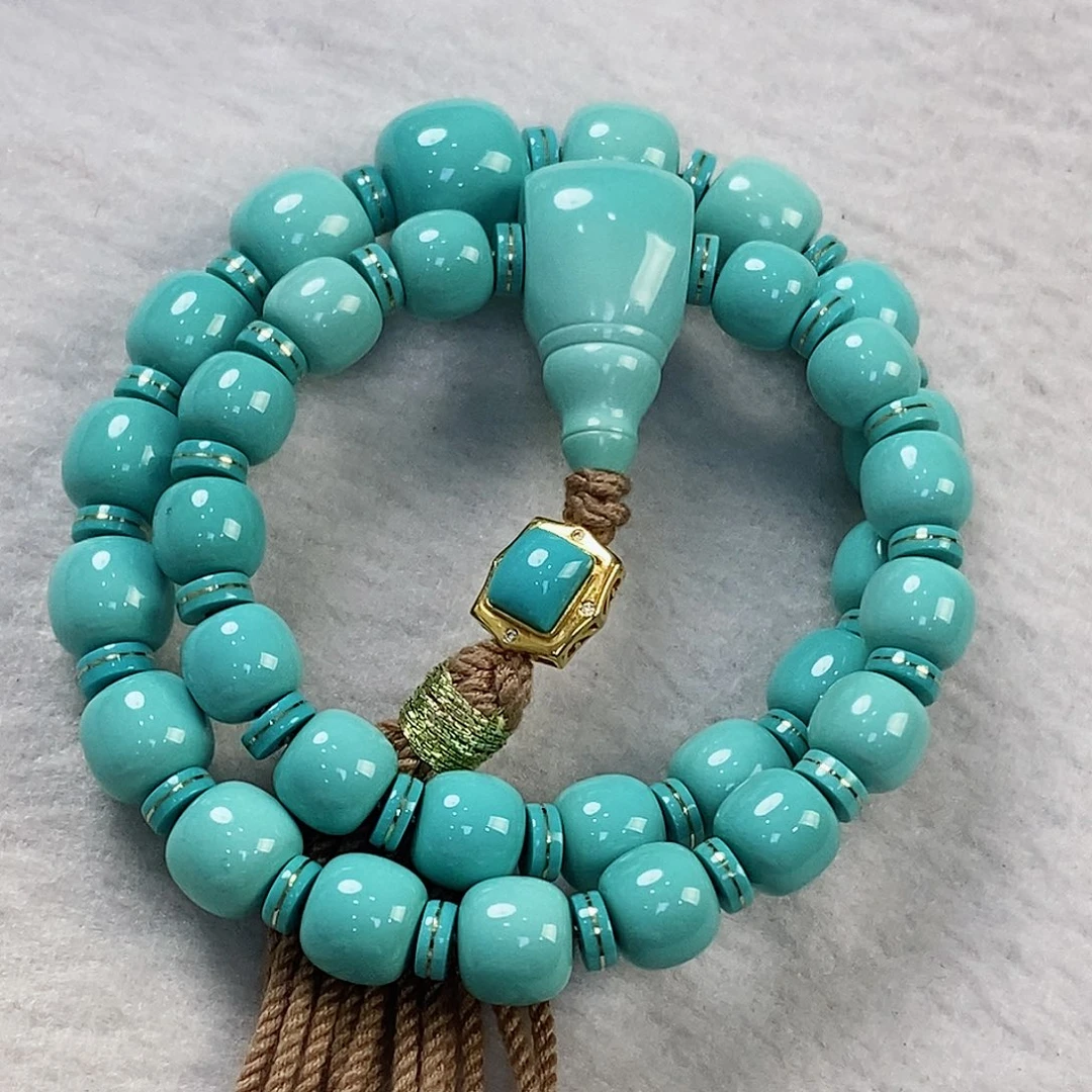 绿松石配饰未镶嵌