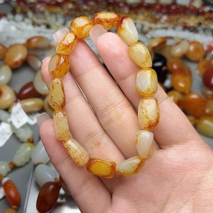 和田玉（糖玉）未镶嵌手链