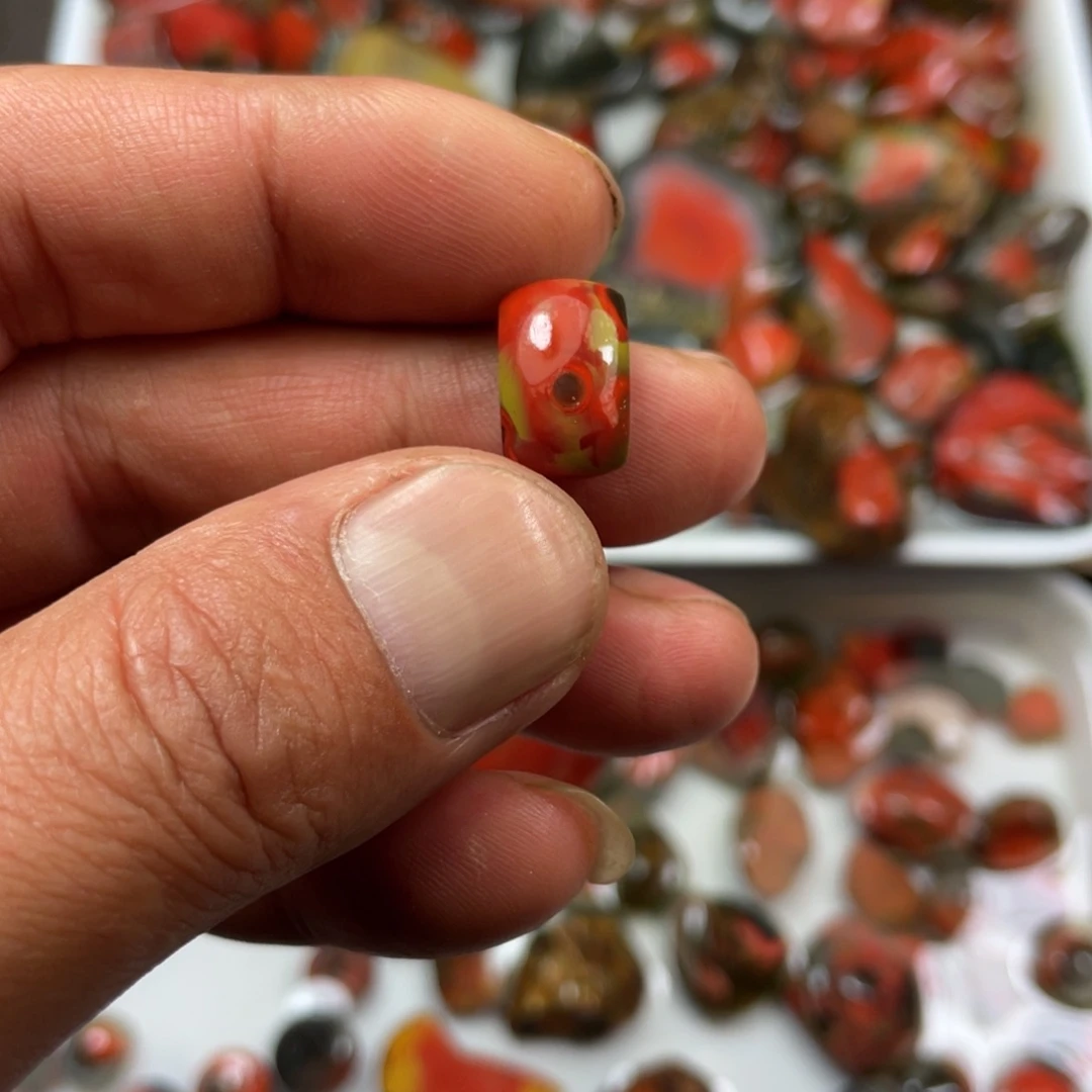 南红玛瑙配饰合金