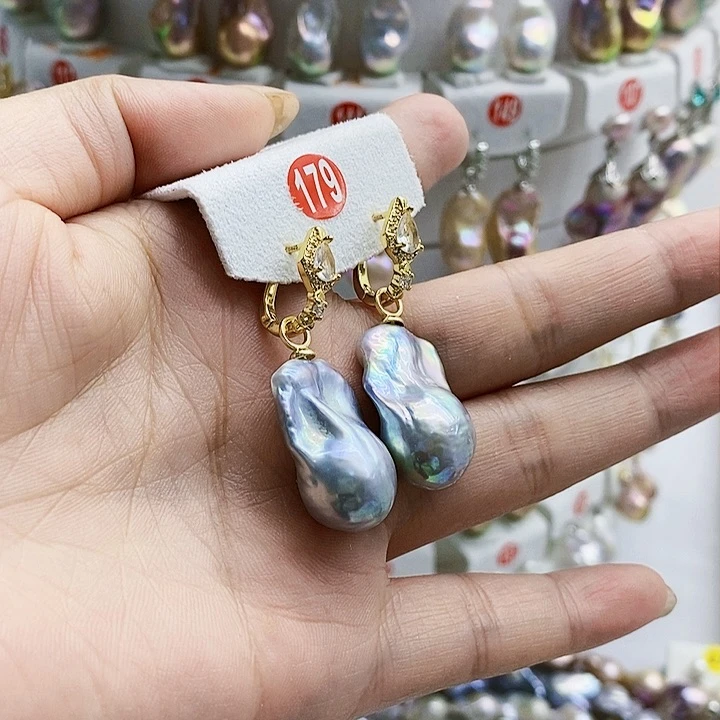 银S925镶嵌淡水珍珠耳饰成****室