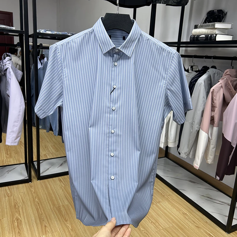 渐变条纹丝滑亲肤休闲透气料男士短袖衬衫夏季修身衬衣薄Y5T0114