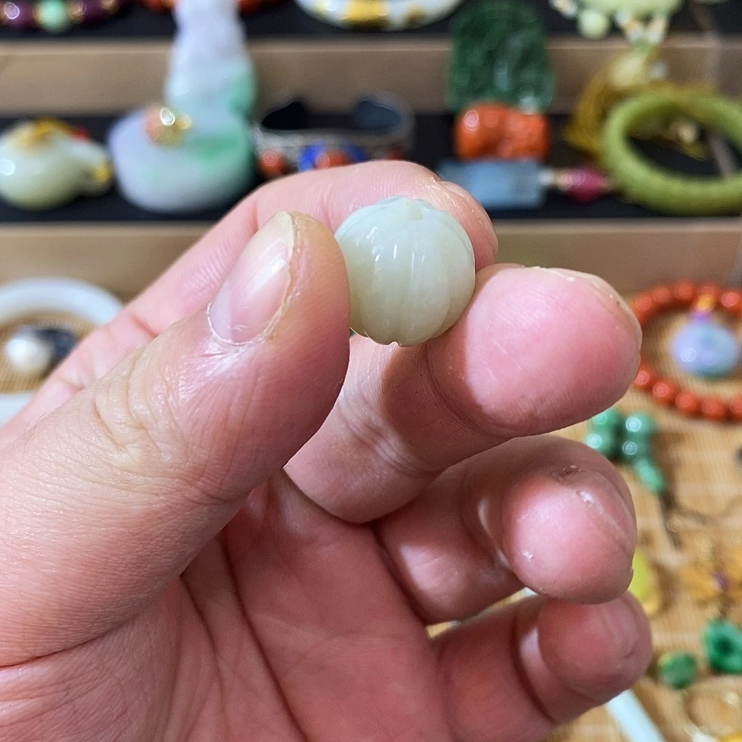 翡翠散珠漂亮漂亮漂亮漂亮