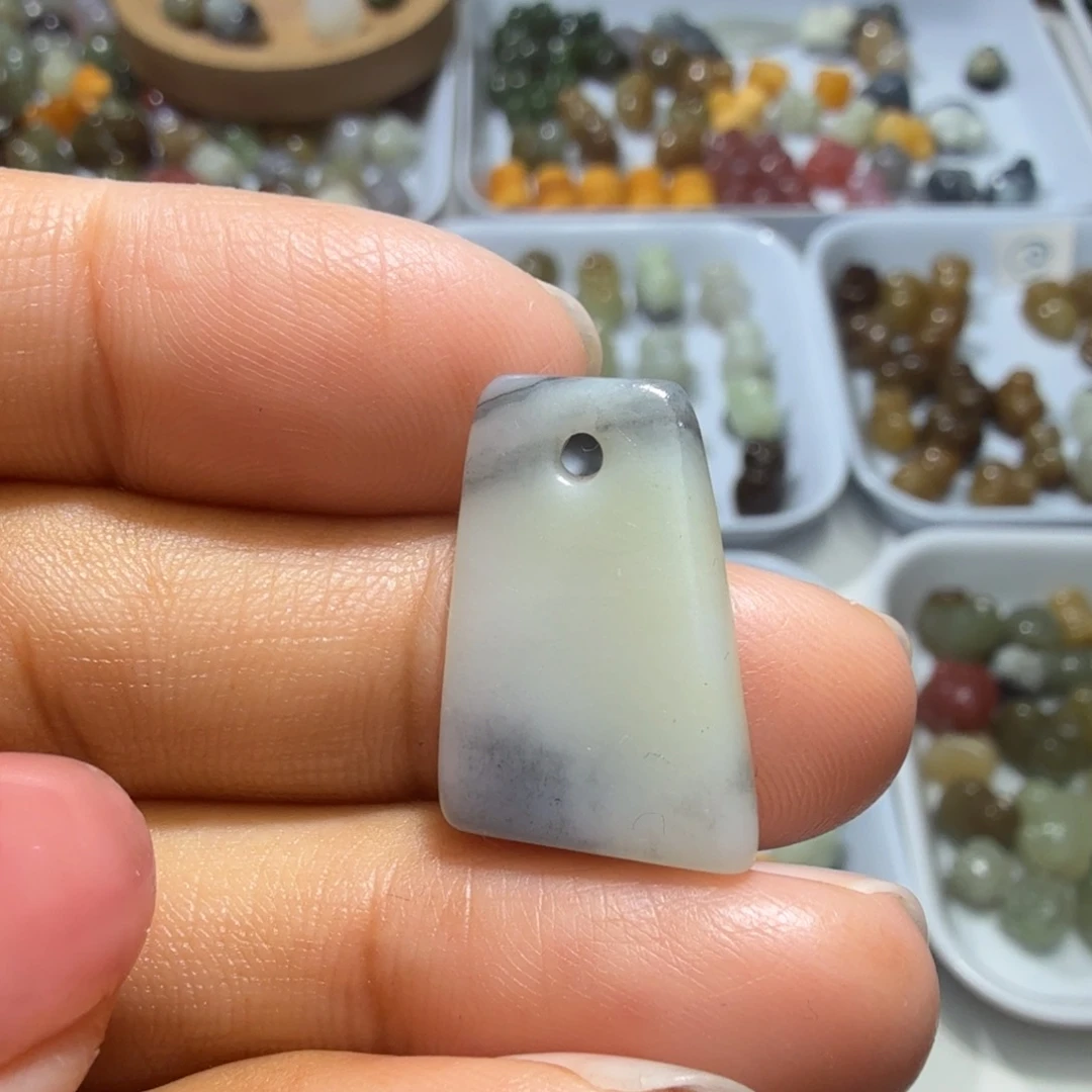 和田玉未镶嵌珠宝奇石