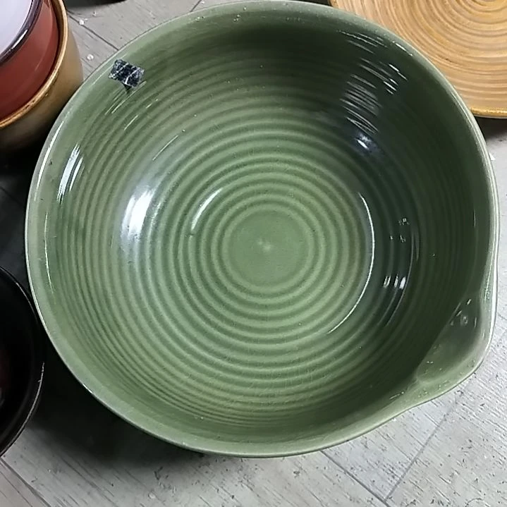 盘瓷片陶瓷杯盘壶碗都有