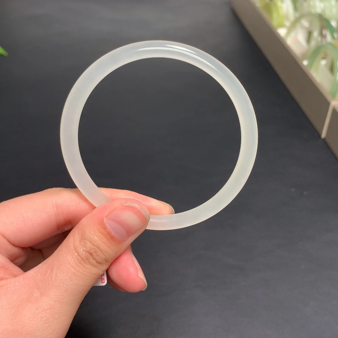 和田玉手镯未镶嵌59