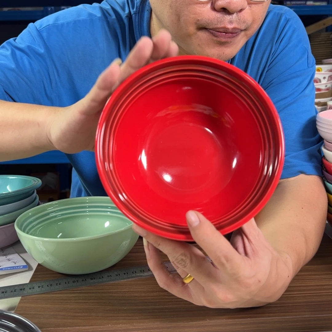 陶瓷红色温哥华面碗