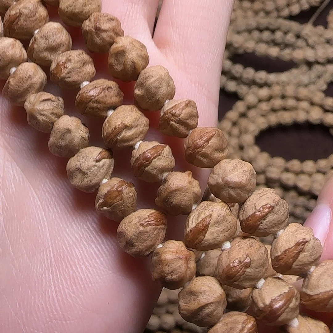 柏香籽/百香籽手串九**客