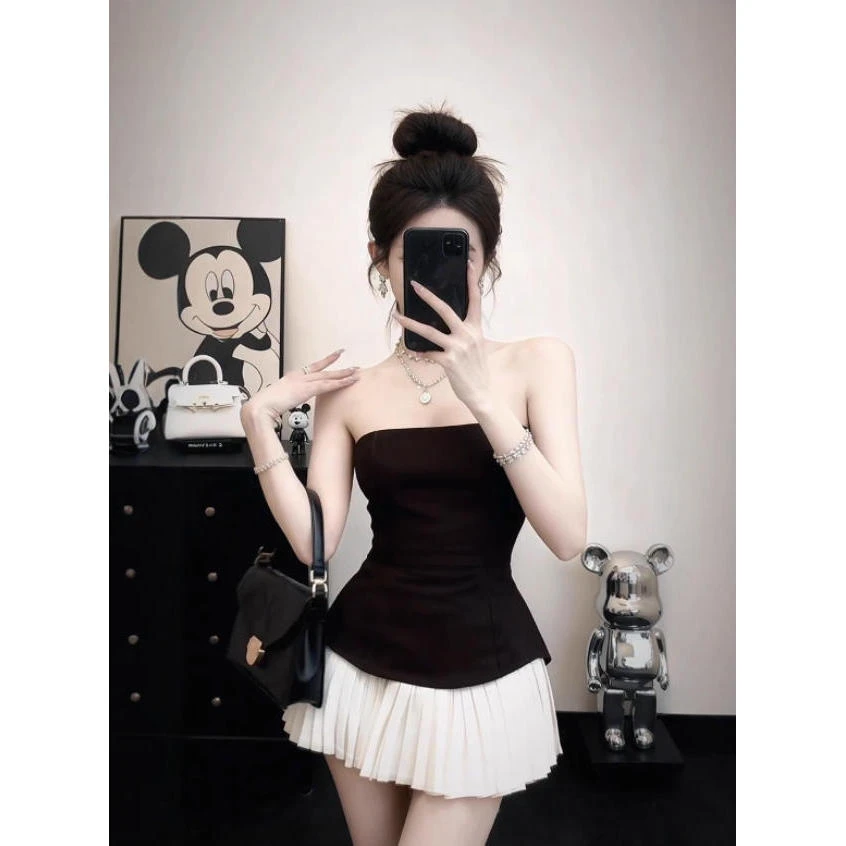 韩系气质女神2025秋季新款设计感连衣裙一字肩上衣女配显瘦连衣裙