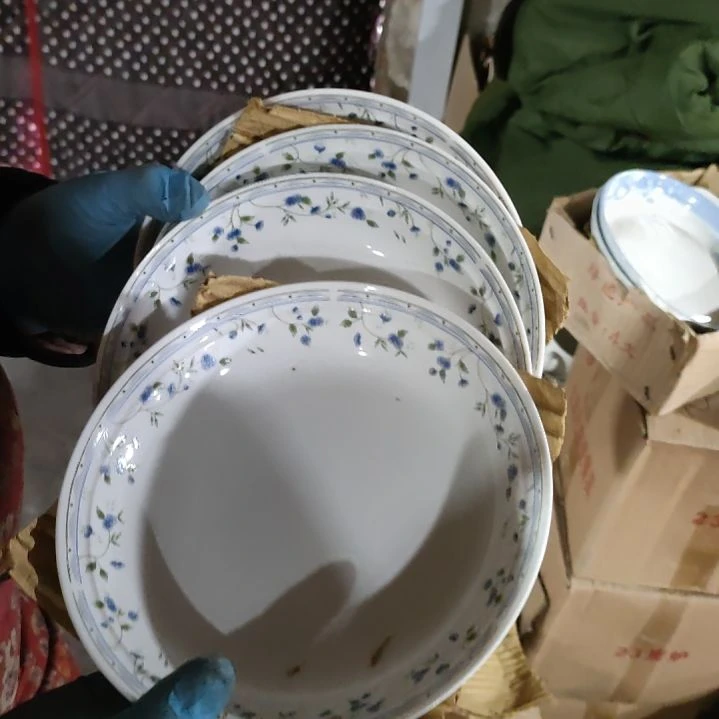 摆件陶瓷盘子碗啥都有