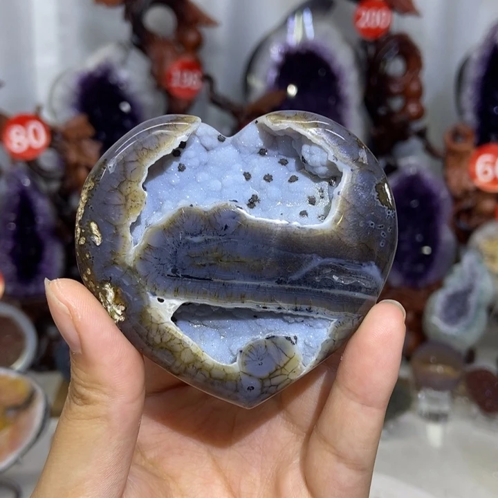 紫晶未镶嵌大型摆件（非配饰）