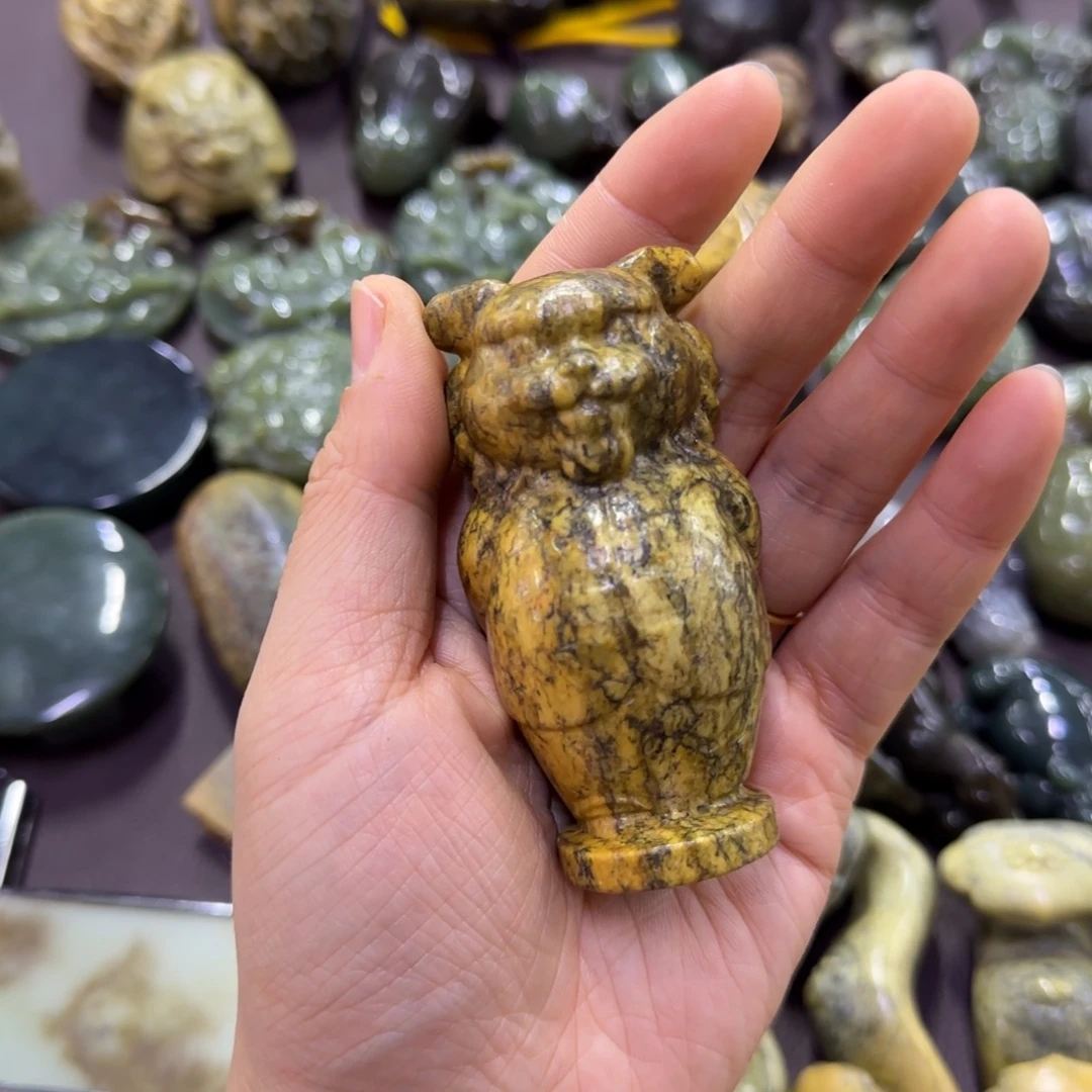 岫岩河磨玉（透闪石质玉）未镶嵌颈饰