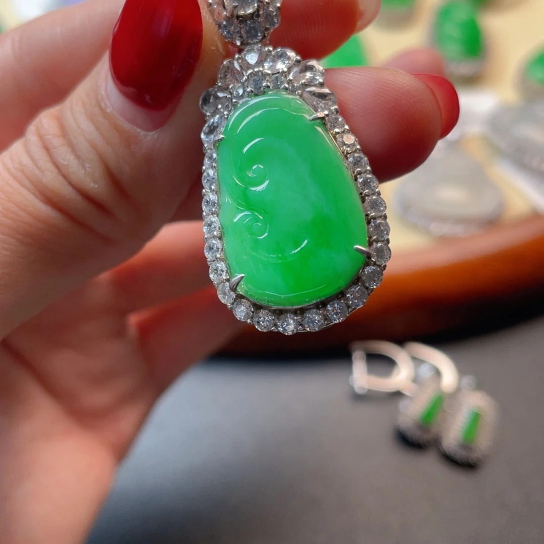 翡翠吊坠(不含链)银S925镶嵌