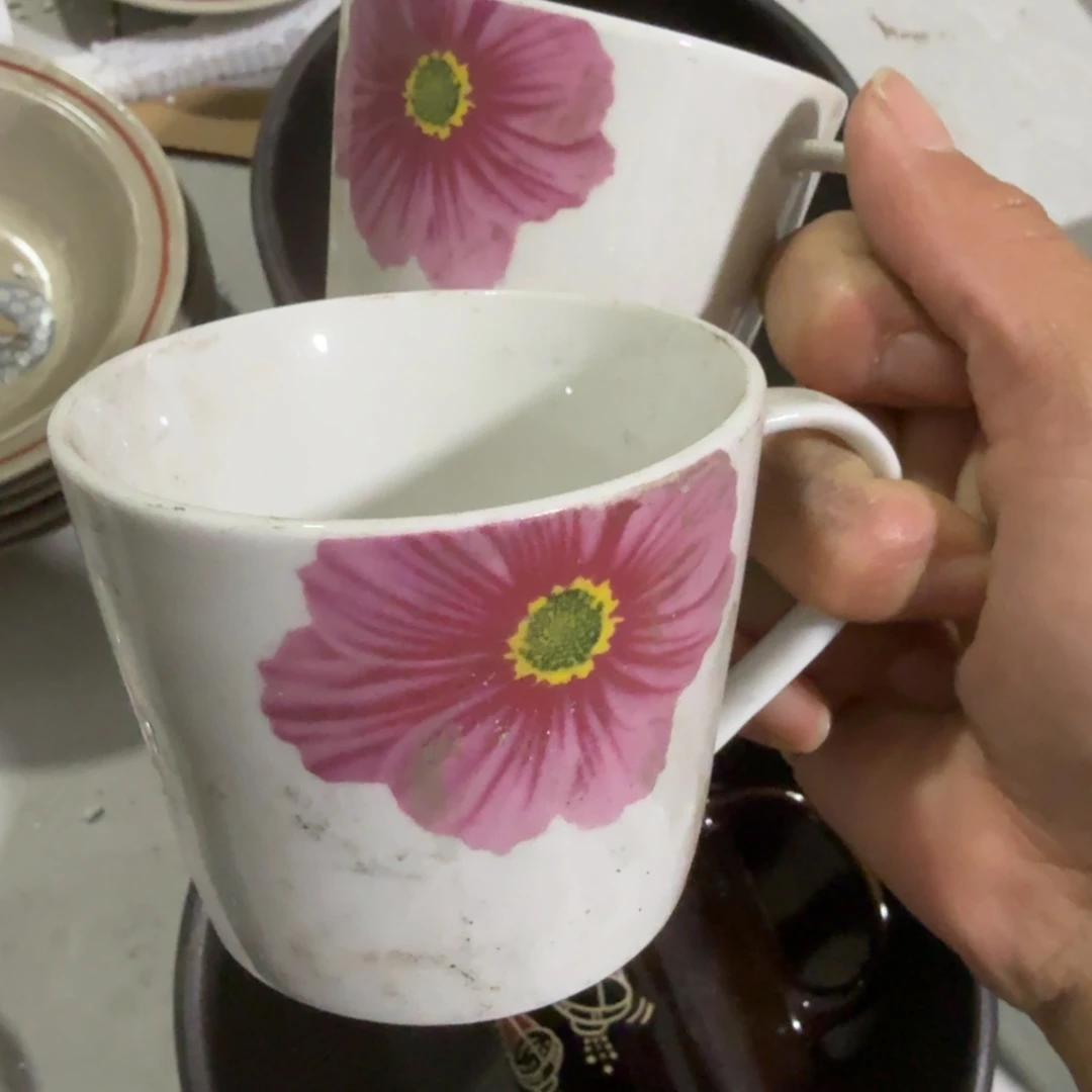 茶盏他还没有走出这场