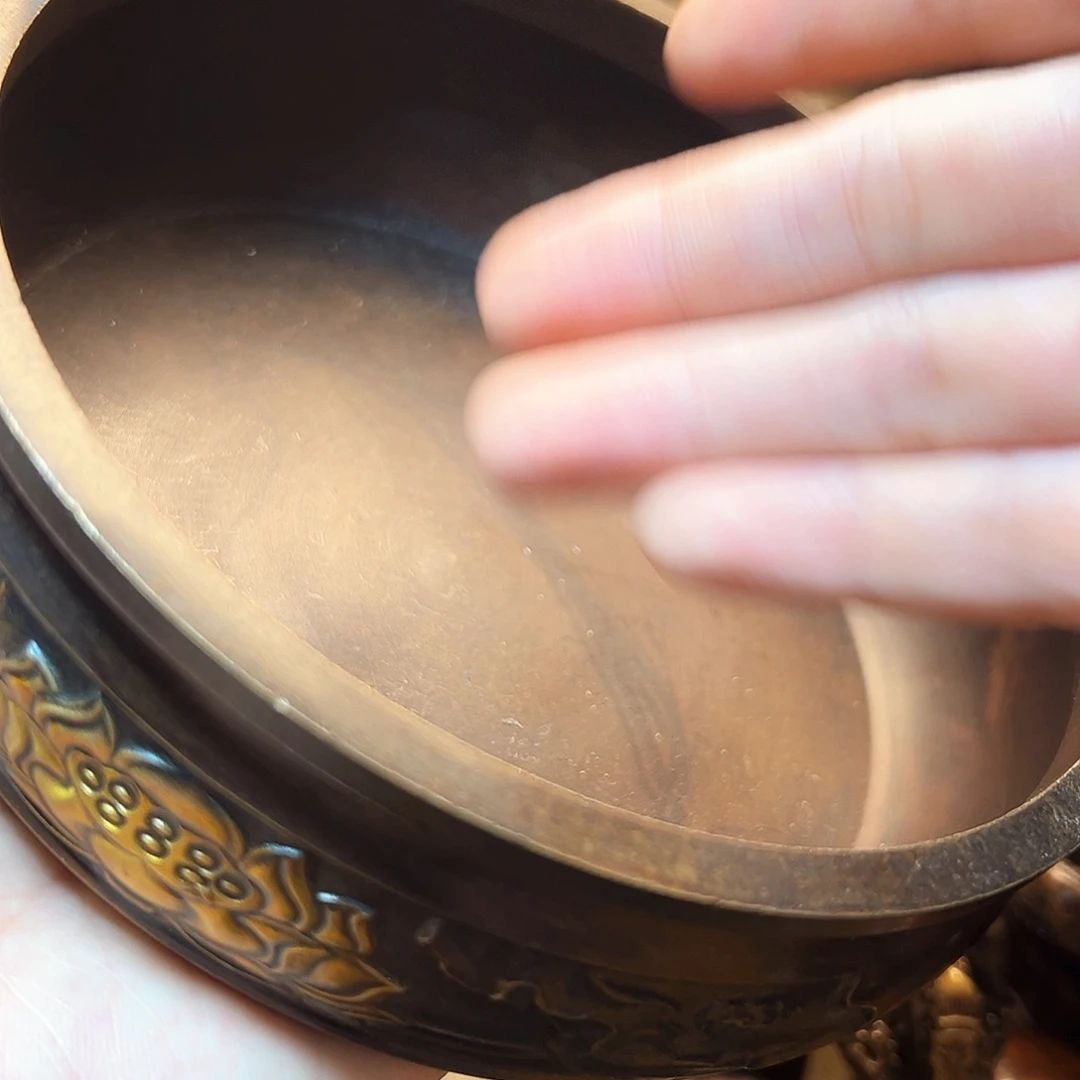 精美铜器工艺品等