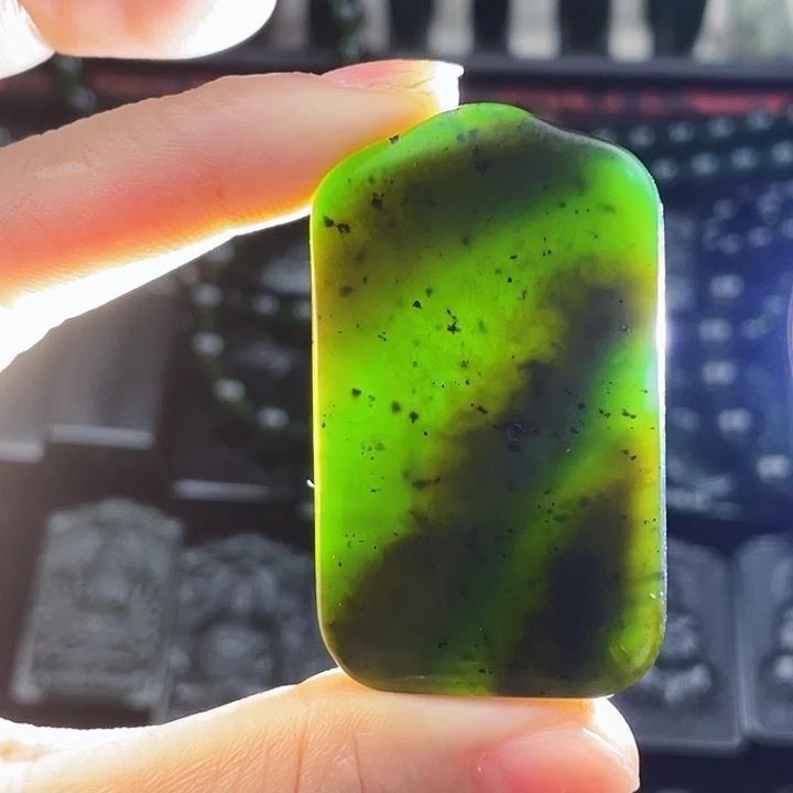 蛇纹石玉未镶嵌挂件泰山玉无事牌