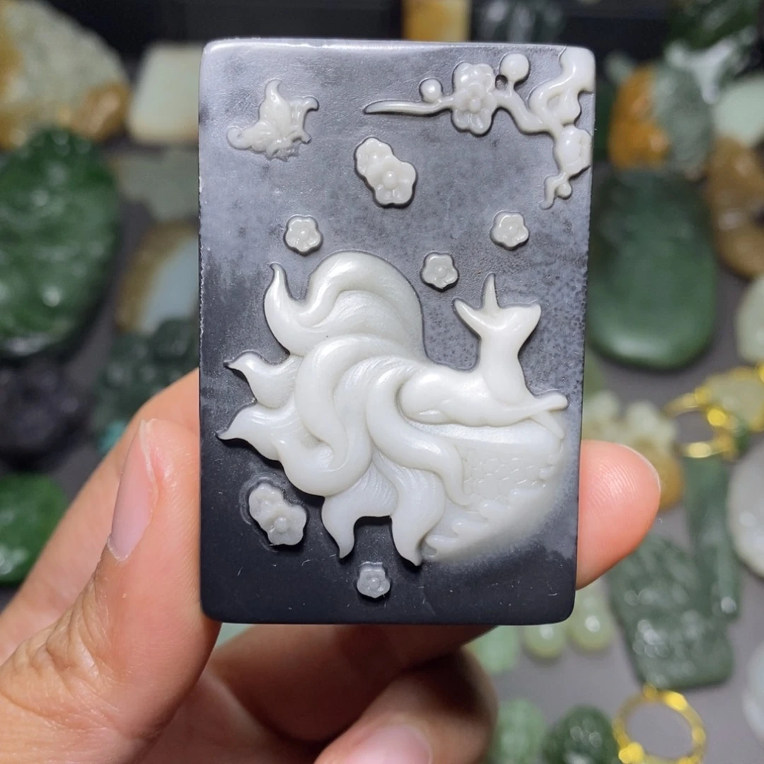 颈饰未镶嵌和田玉