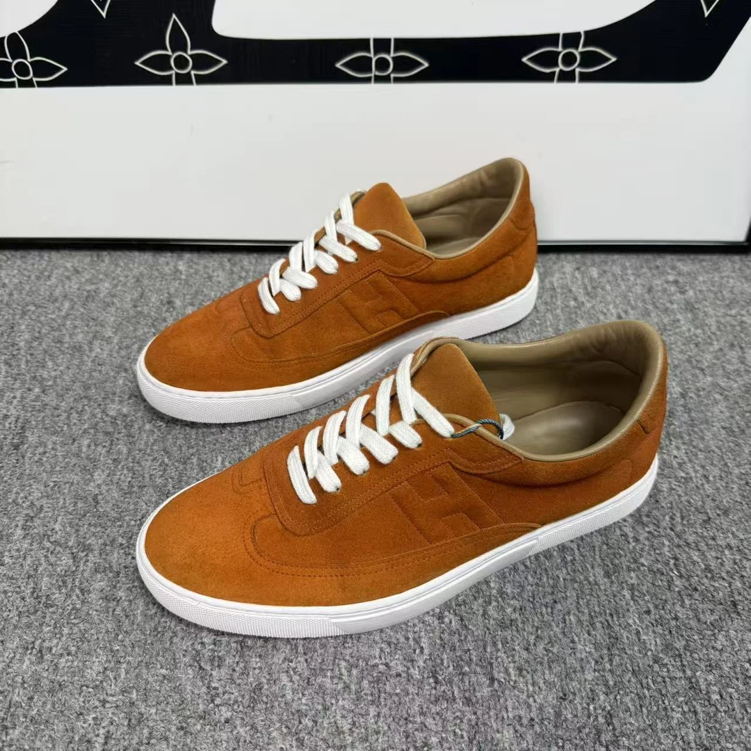 95新 Hermes/爱马仕 男士橘橙色麂皮板鞋39欧码 lb926