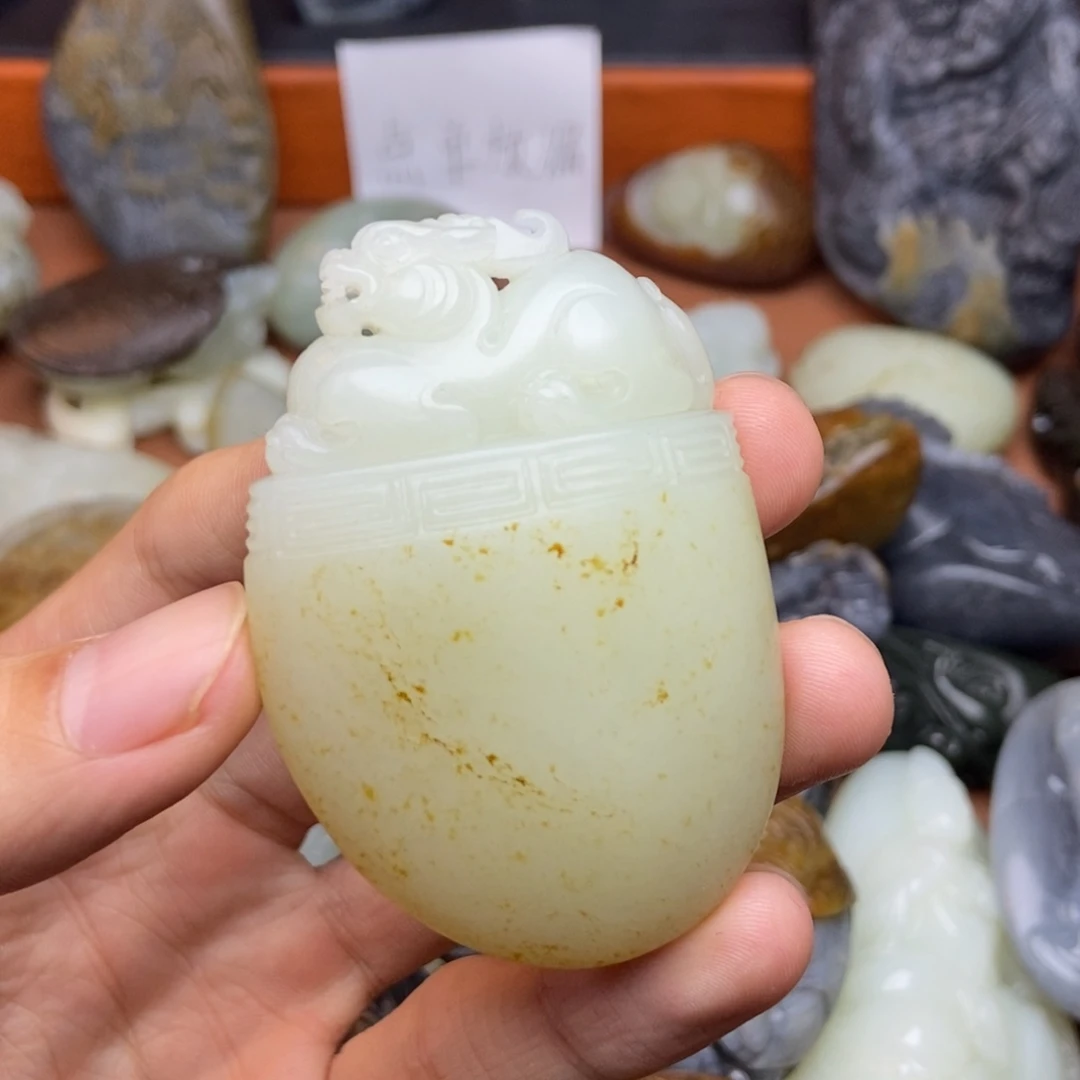 专***通和田玉未镶嵌颈饰