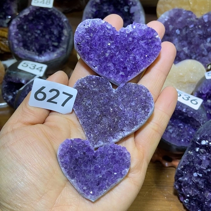 紫晶未镶嵌大型摆件（非配饰）