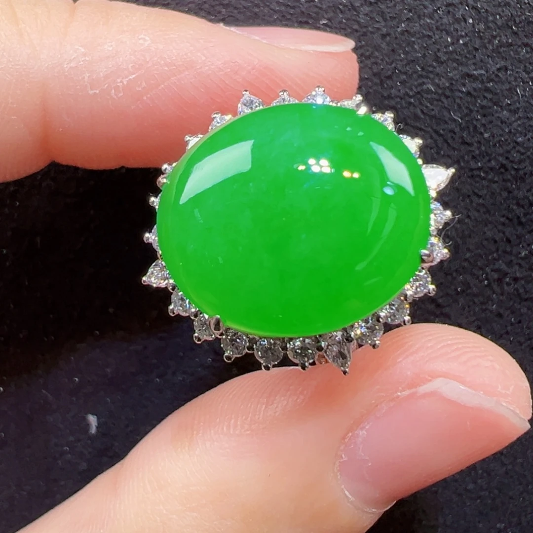 翡翠18K金镶嵌戒指戒指