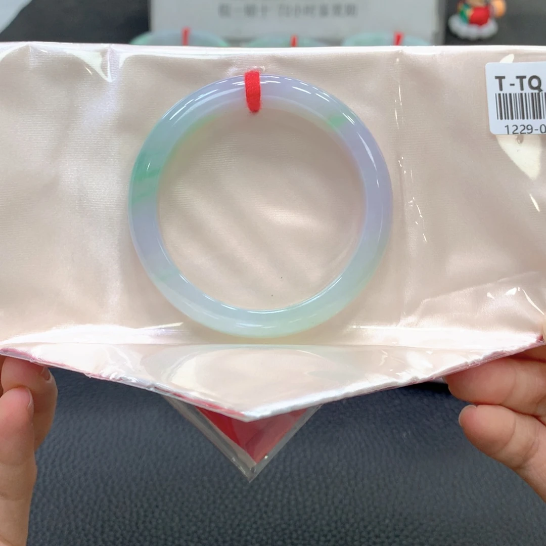 翡翠未镶嵌手镯2号