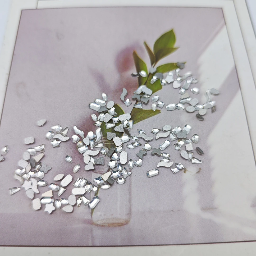 新款超迷你渺渺美甲钻饰品平底异型流行白色香槟色指甲用品钻超闪