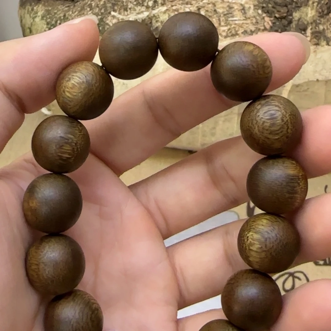 沉香碎屑沉香海南莺歌绿棋卡1.4+碎屑