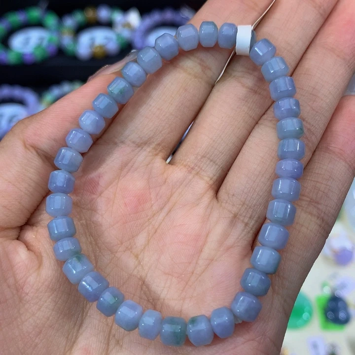 翡翠挂件未镶嵌翡翠5