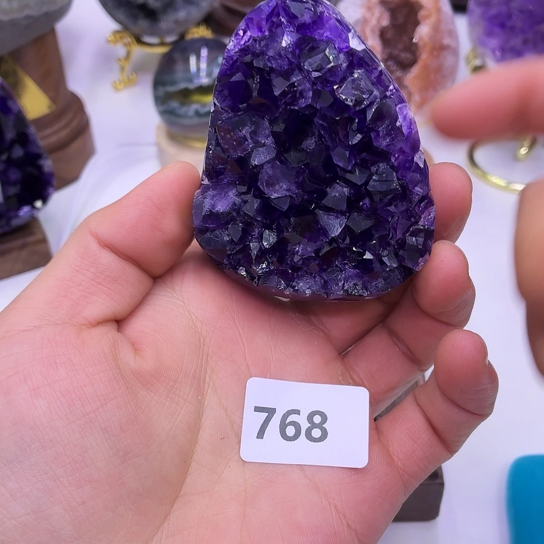 水晶大型摆件（非配饰）未镶嵌