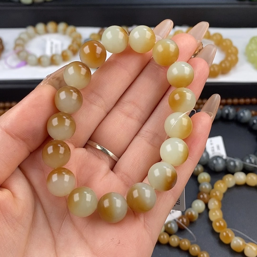 和田玉手串未镶嵌何*࿐