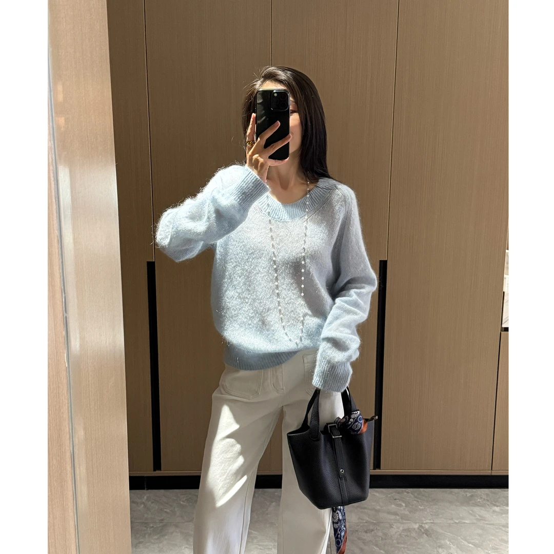 羊毛+马海毛大U领气质长袖毛衣女秋休闲风百搭宽松外穿圆领针织衫