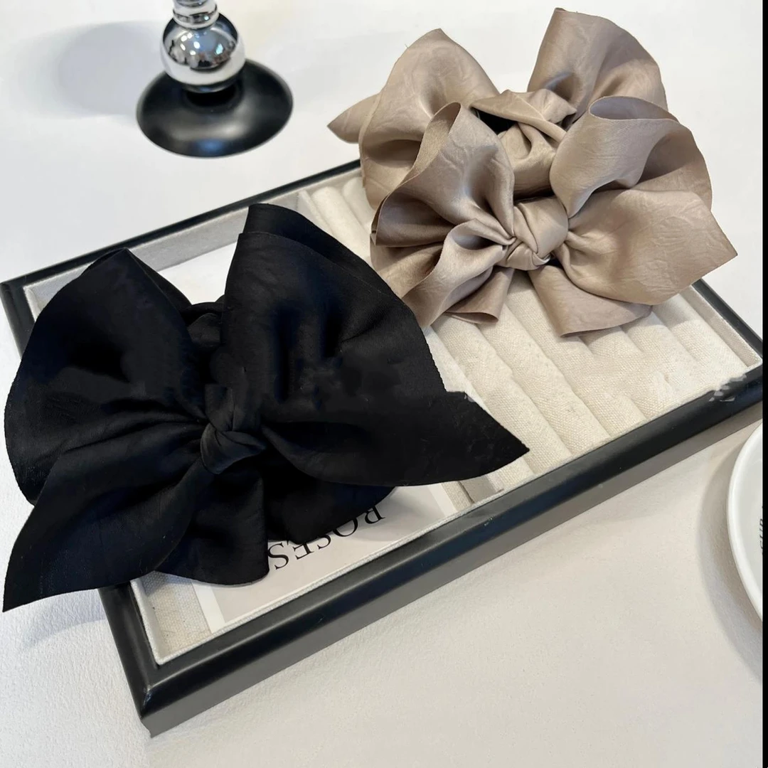 2025新款法式优雅高级感时尚百搭黑色蝴蝶结抓夹气质发夹缎面韩系