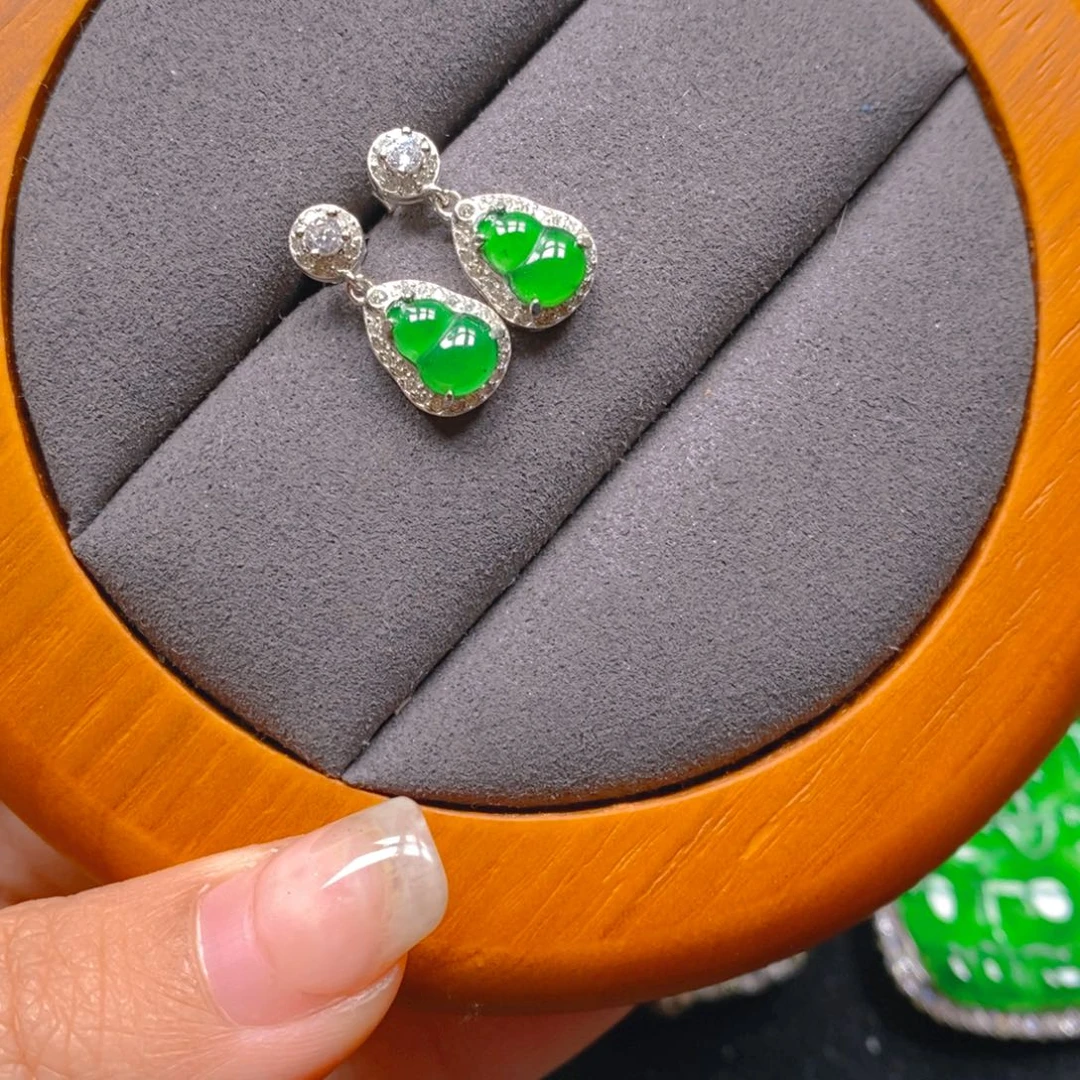 翡翠耳饰银S925镶嵌88888888885