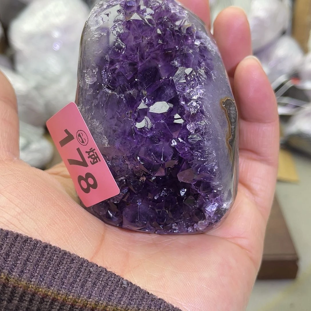 水晶大型摆件（非配饰）未镶嵌