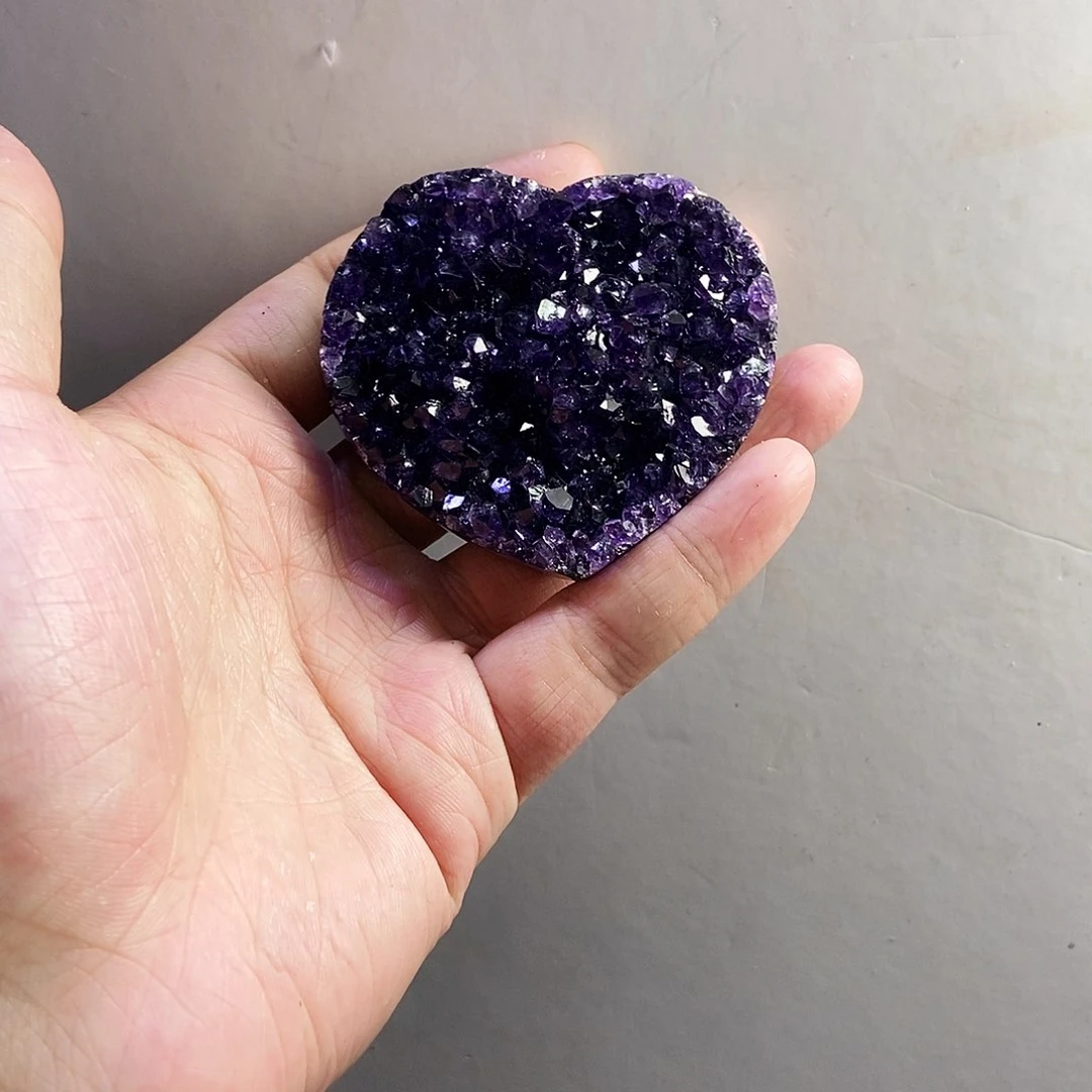 未镶嵌水晶大型摆件（非配饰）