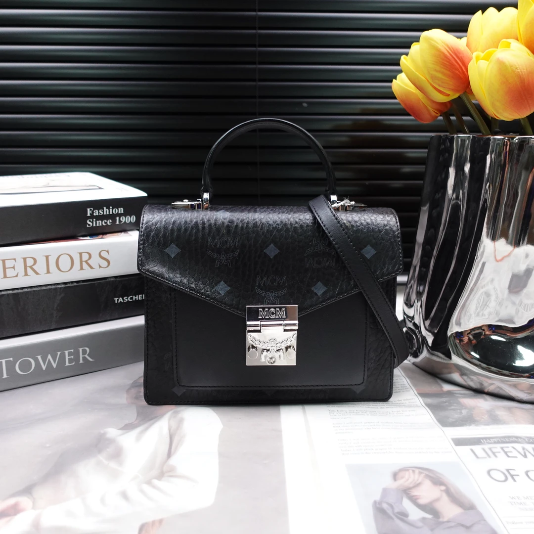 95新 MCM 单肩包/T10247347