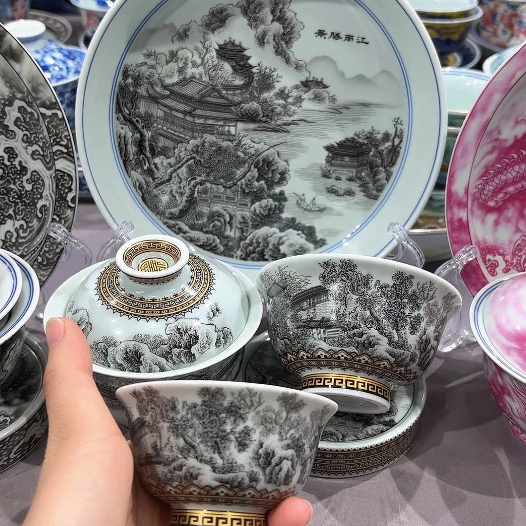 瓷片景德镇陶瓷艺术展演厅