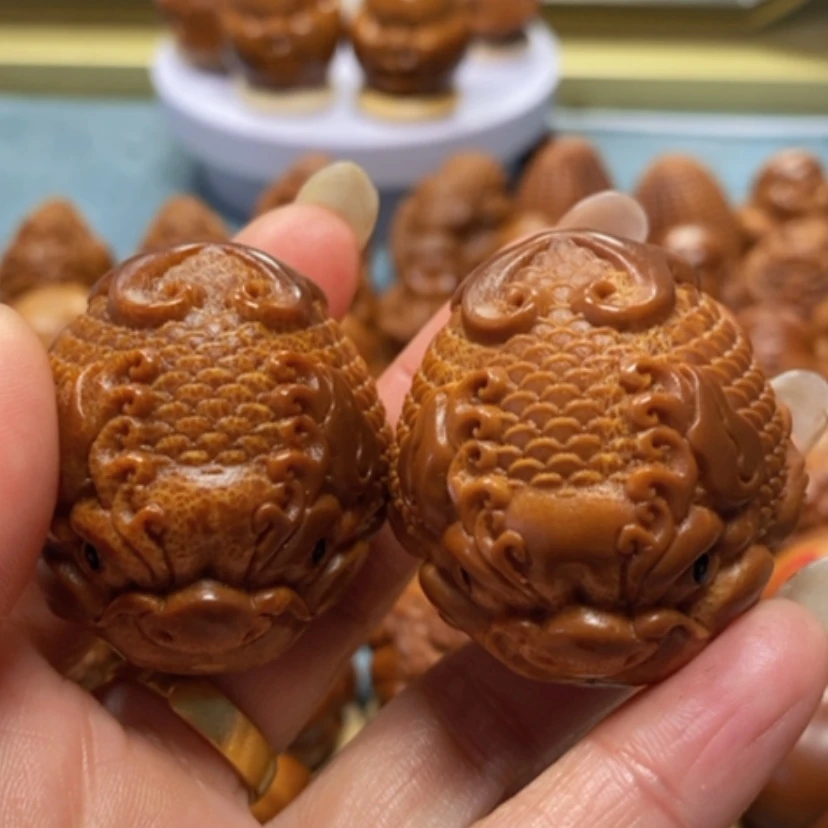 【闪购商品】贝壳手串/手链冰****）精品核雕