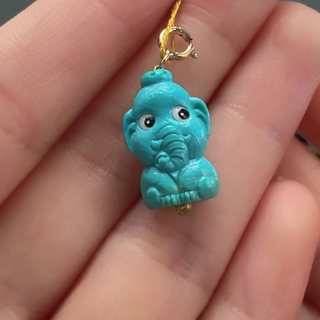 绿松石未镶嵌颈饰