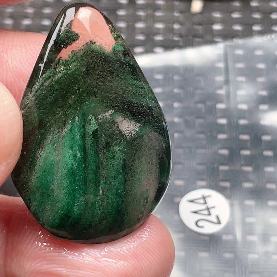 【闪购商品】颈饰未镶嵌水晶洪*