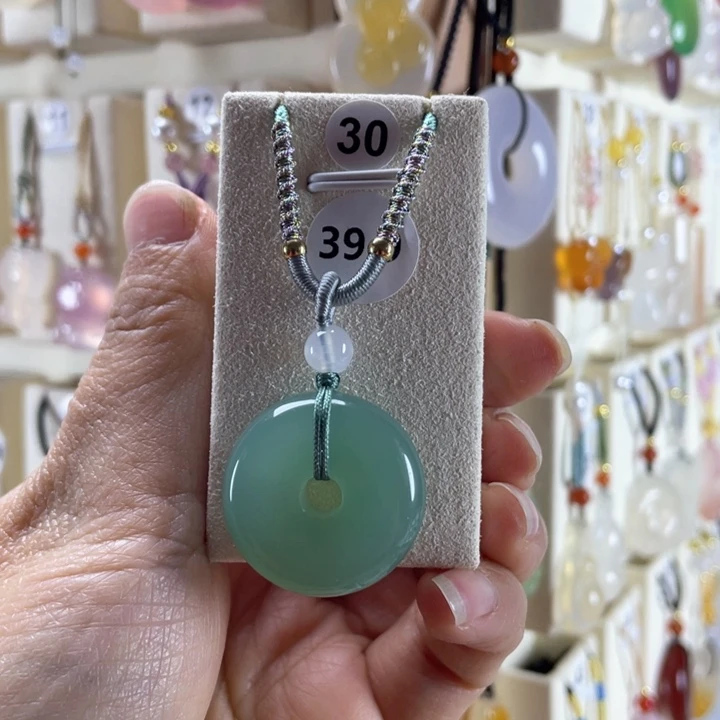 玛瑙/玉髓颈饰未镶嵌煜*