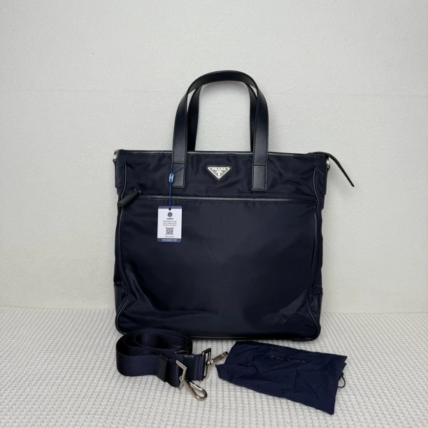 99新 Prada/普拉达 5787/男士时尚休闲蓝色尼龙手提包