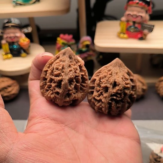 云***烟文玩核桃九龙筋福利