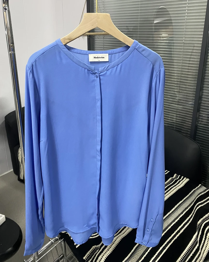 夏季薄款气质克莱因蓝圆领长袖衬衫
