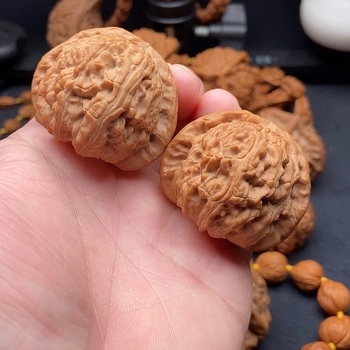 把件文玩核桃白狮子