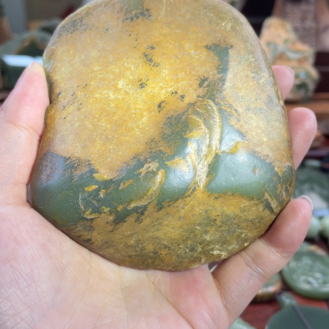 不***人岫岩河磨玉（透闪石质玉）未镶嵌把件