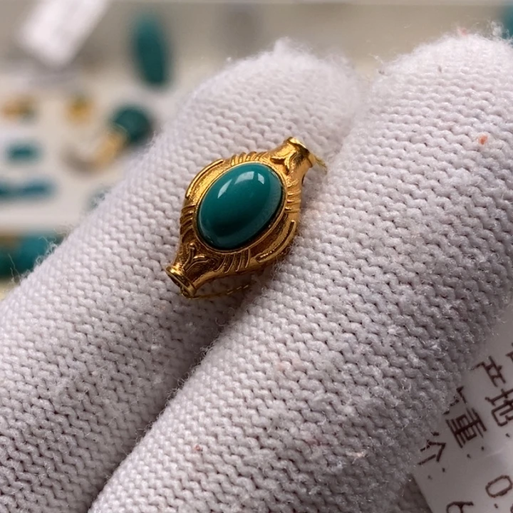 绿松石珠宝奇石18K金镶嵌