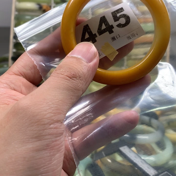 蛇纹石玉手镯未镶嵌x*