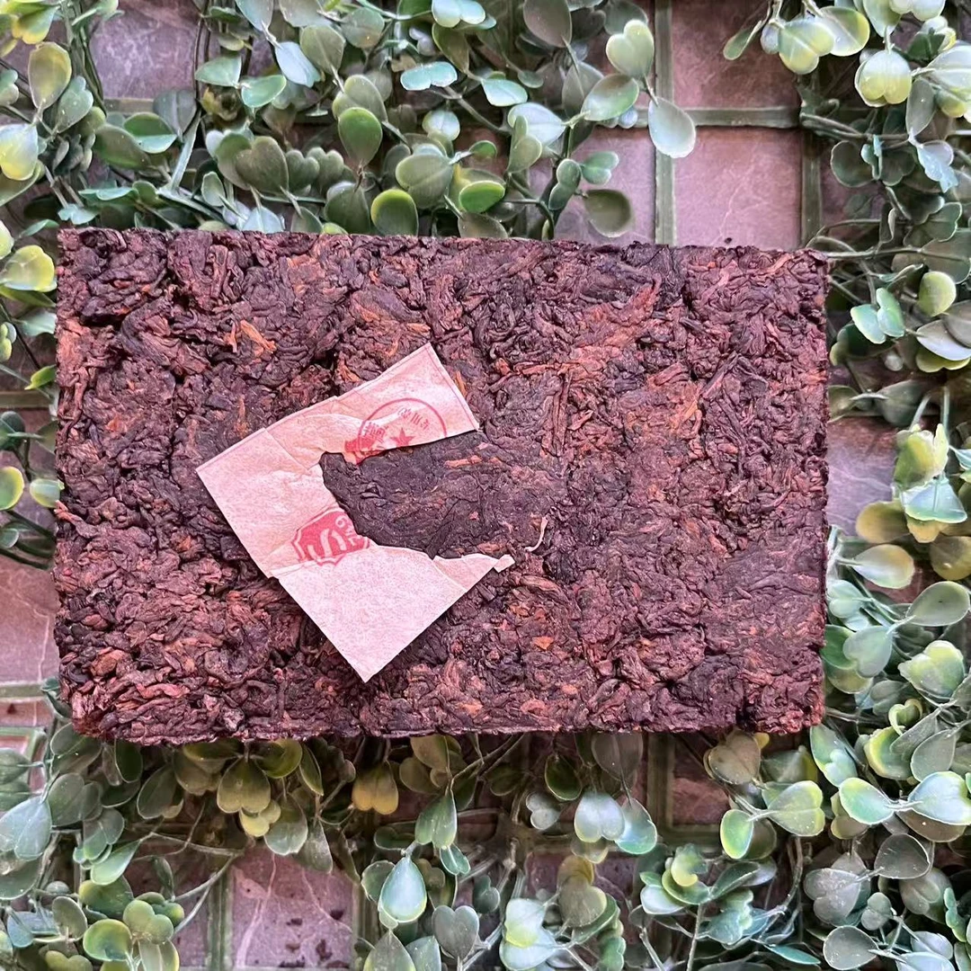 雨腾古茶  ”天地Z化 Q莲C世大圆M”X浆250g/砖 (6月22）